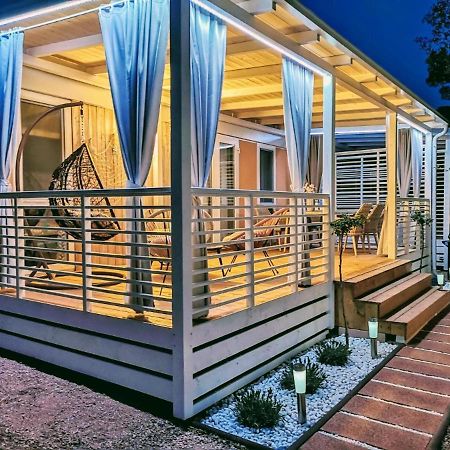 J & R Mobile Homes Biograd Na Moru Exterior photo